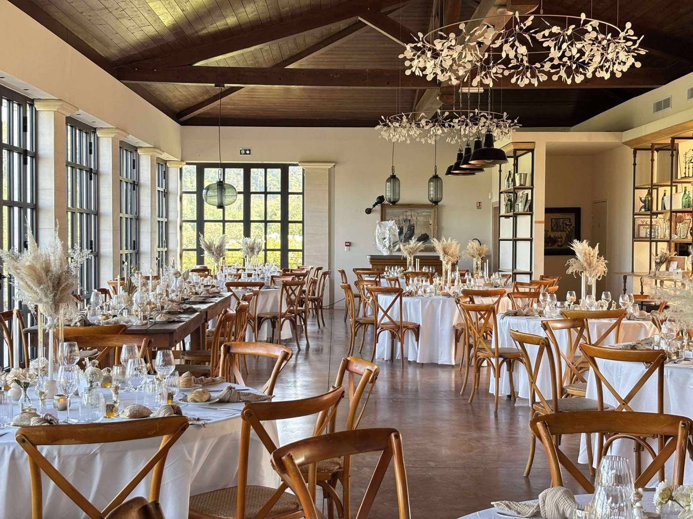 Salle réception mariage décoration pampas Var Best Events